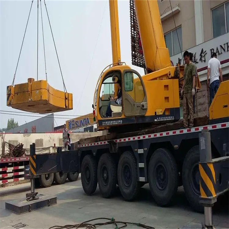 天涯当地吊车出租|机器吊装|75吨|工厂搬迁服务